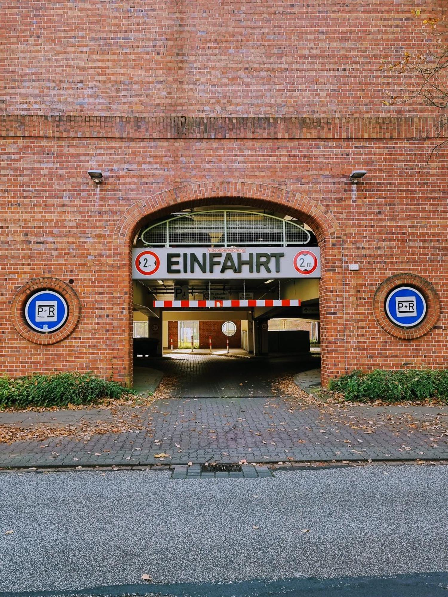 Have-A-Nice-Stay - Nahe Bahnhof Ahrensburg - 20 Minuten Nach Hamburg - Trotzdem Ruhig Gelegen - 6 Minuten Zu Fuss Ins Zentrum Ahrensburg - Modern Eingerichtet Esterno foto